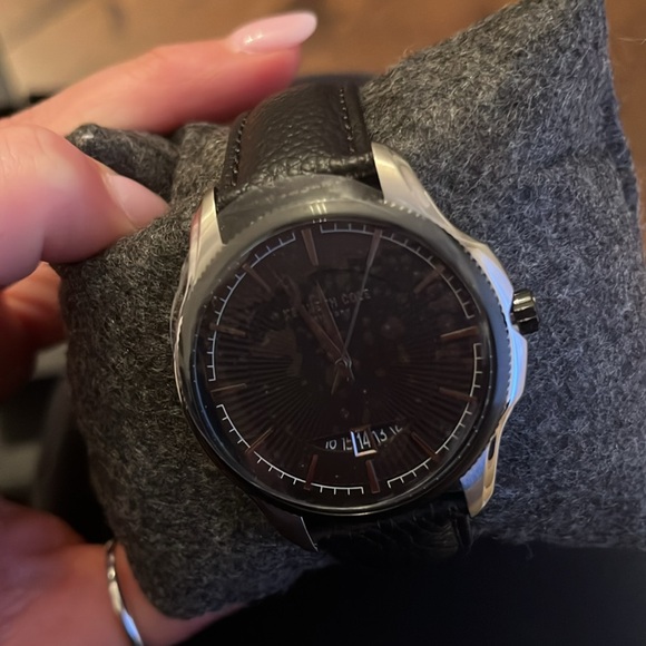 Kenneth Cole Watch - Picture 7 of 7